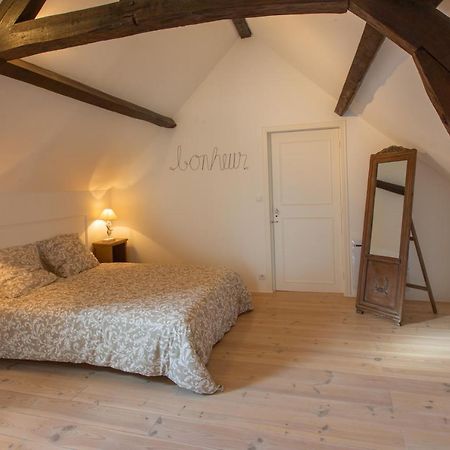 Couette & Confitures Bed & Breakfast Nojeon-en-Vexin Екстериор снимка