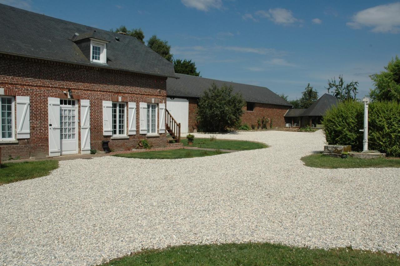 Couette & Confitures Bed & Breakfast Nojeon-en-Vexin Екстериор снимка