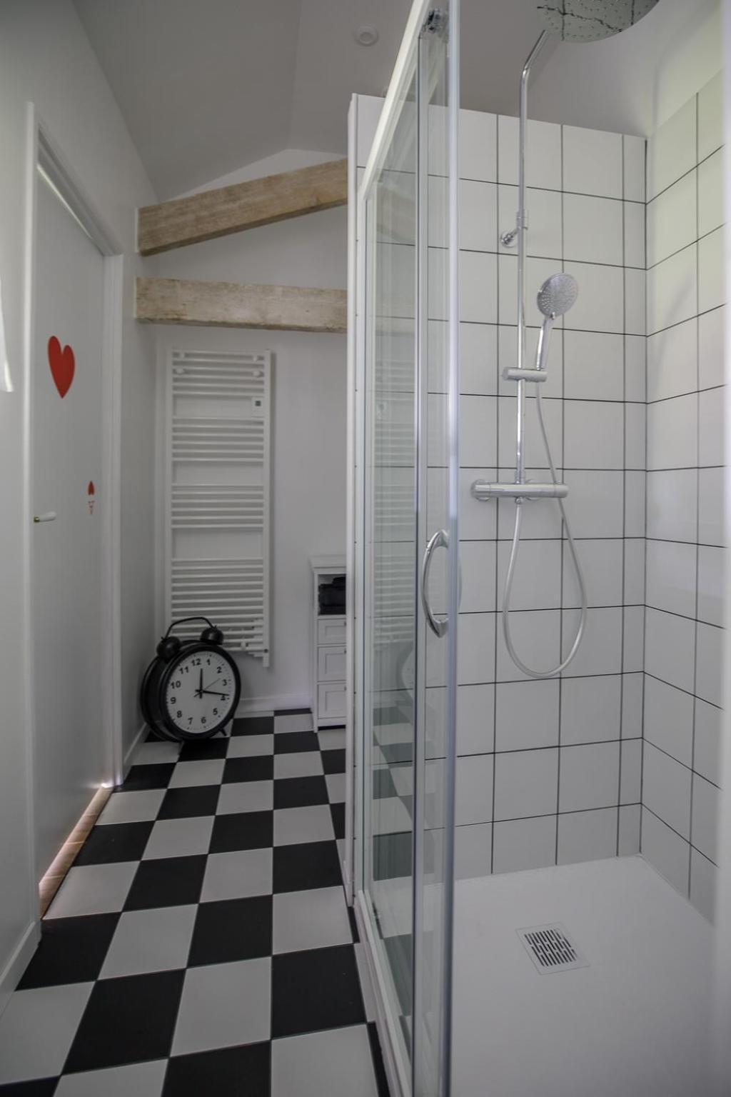Couette & Confitures Bed & Breakfast Nojeon-en-Vexin Екстериор снимка